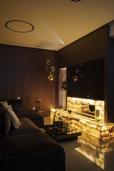 MANGINI ARREDAMENTI REALIZZAZIONI