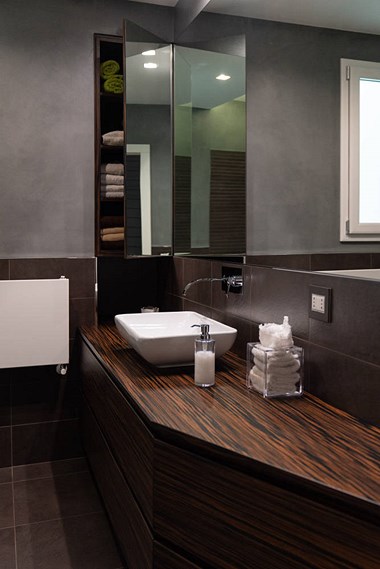 MANGINI ARREDAMENTI REALIZZAZIONI