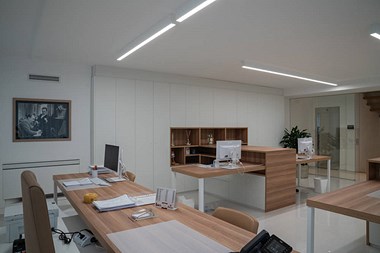 MANGINI ARREDAMENTI REALIZZAZIONI