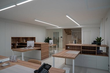 MANGINI ARREDAMENTI REALIZZAZIONI